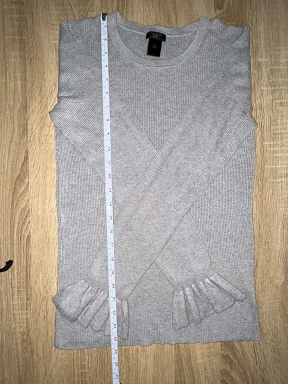 Ann Taylor Factory Gray Ribbed Sweater Petite LP Bell Sleeve - Picture 7 of 11